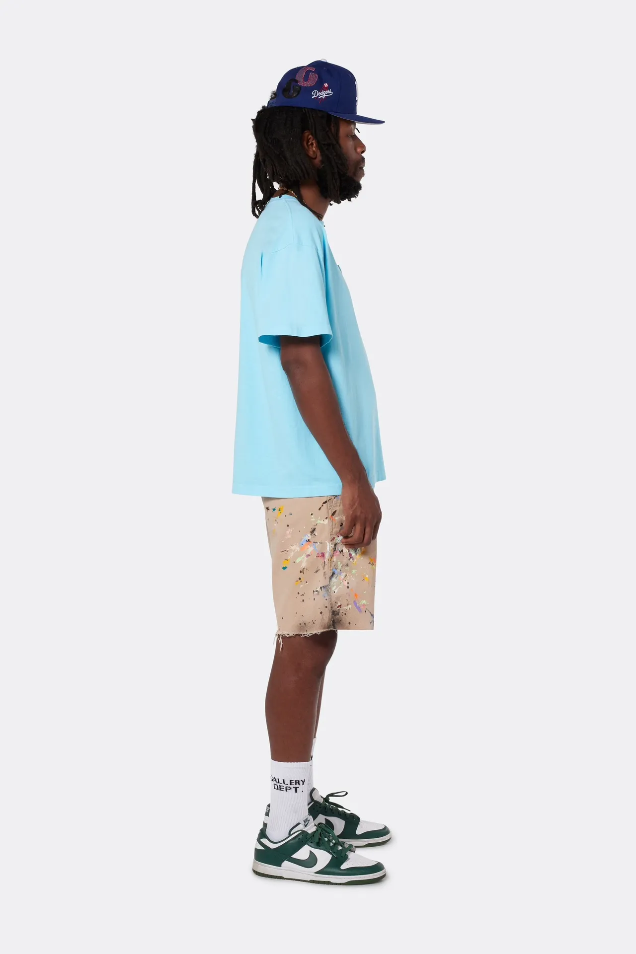 GALLERY DEPT. RICKY SHORT/KHAKI Splash-ink knife-cut khaki work shorts, khaki color 30-32-34-36 code, re-adjusted version, re-washed to make old VINTAGE, hand-made acrylic splash-ink graffiti, genuine cowhide steel stamped LOGO leather tag, original version with LOGO buttons
